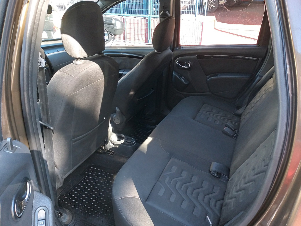 Renault Duster Marrom