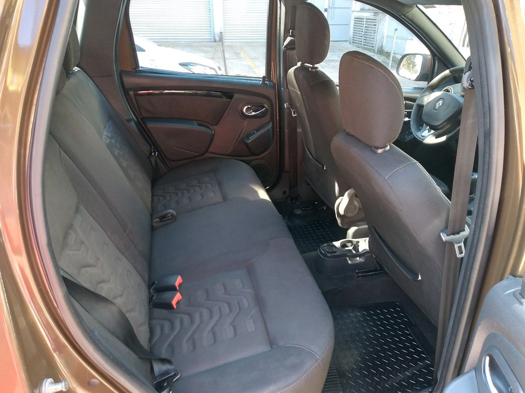 Renault Duster Marrom