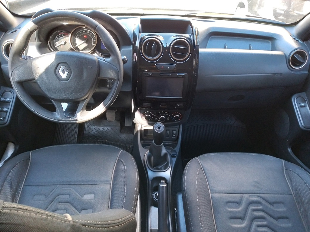 Renault Duster Marrom