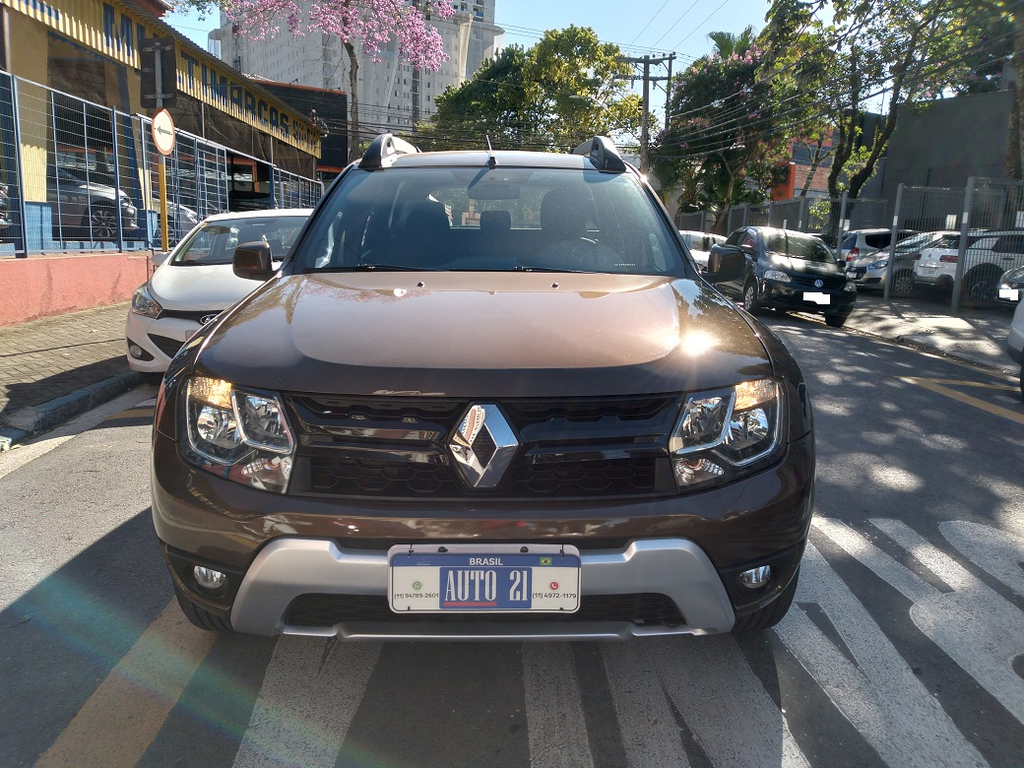 Renault Duster Marrom