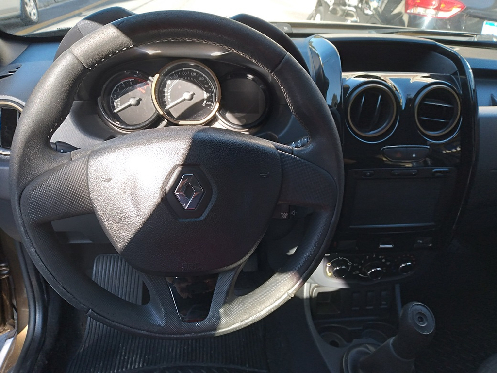 Renault Duster Marrom