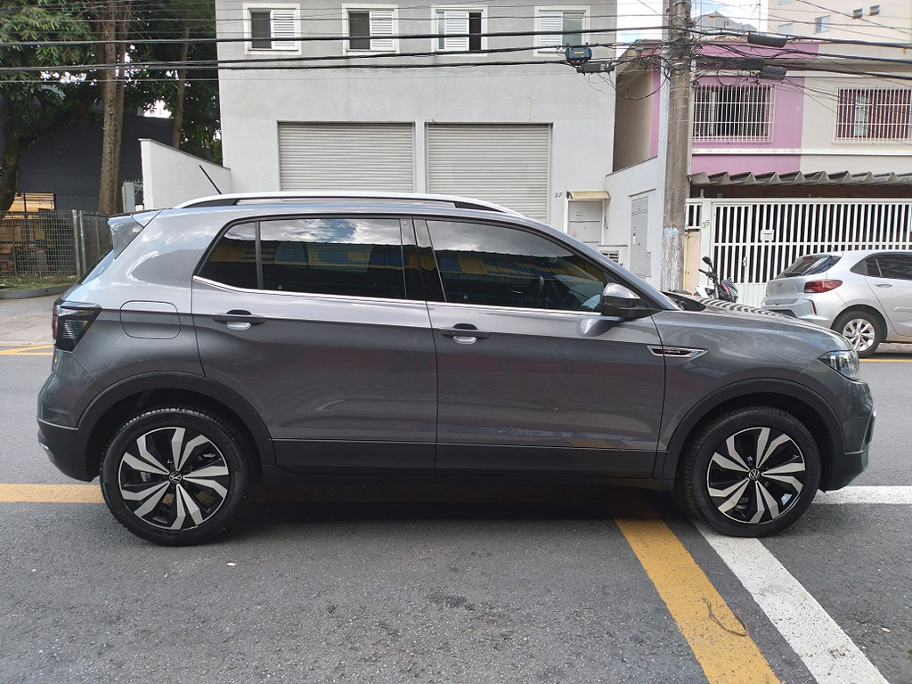 Volkswagen T-Cross Cinza