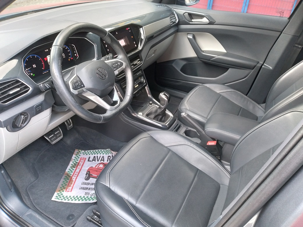 Volkswagen T-Cross Cinza