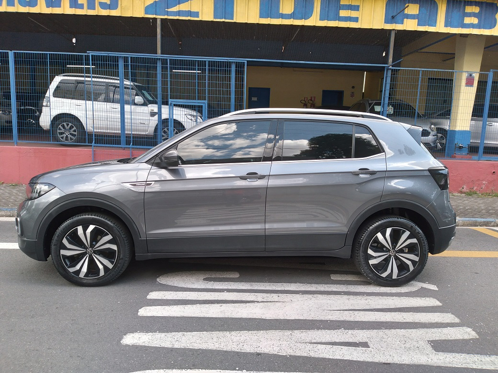 Volkswagen T-Cross Cinza
