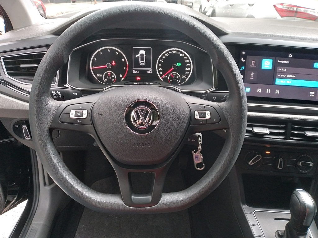 Volkswagen Virtus Preto