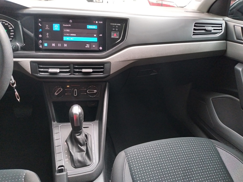 Volkswagen Virtus Preto