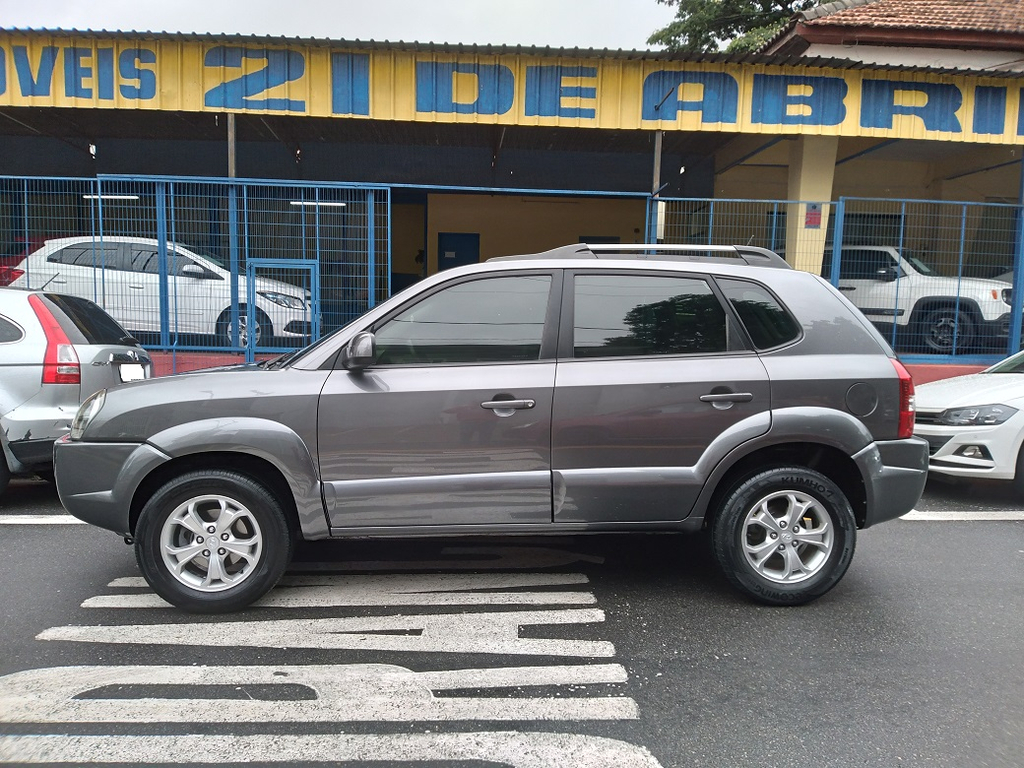 Hyundai Tucson Cinza