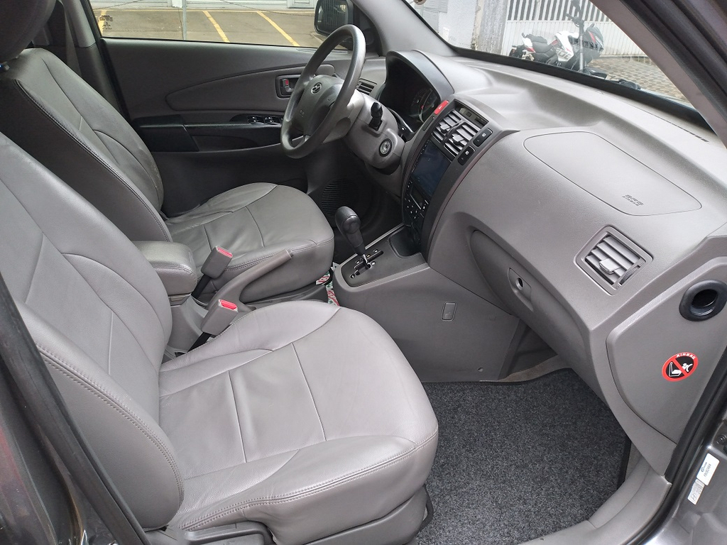 Hyundai Tucson Cinza