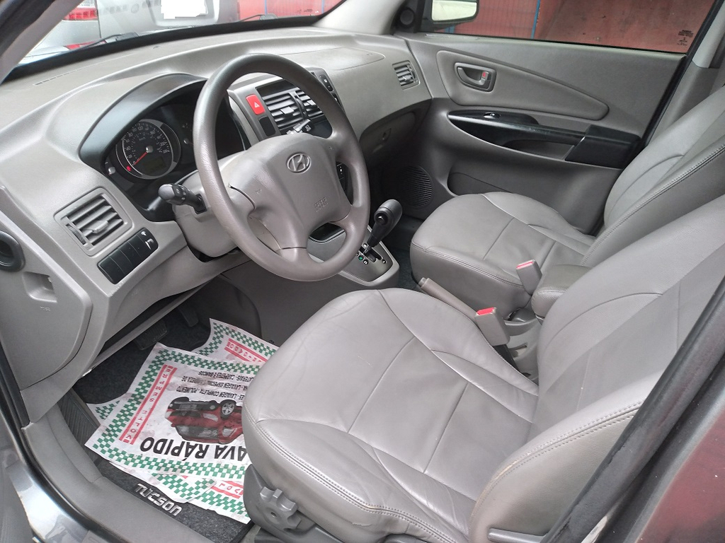 Hyundai Tucson Cinza