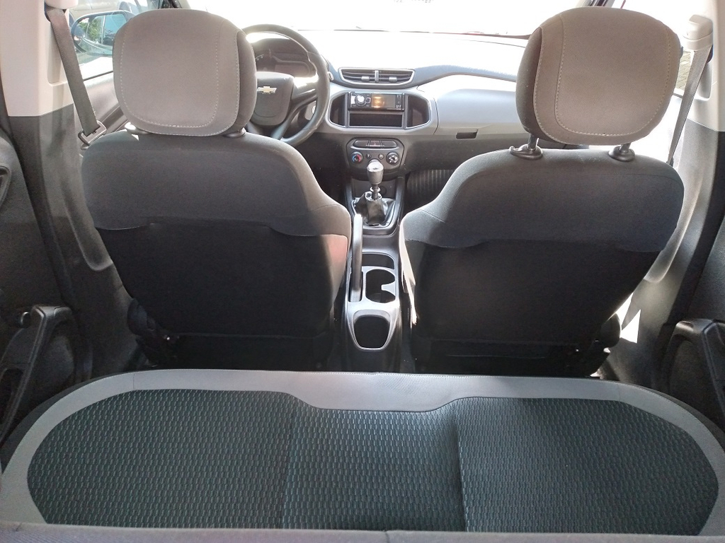 Chevrolet Onix Preto