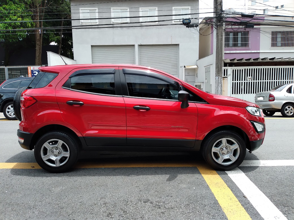 Ford EcoSport Vermelho