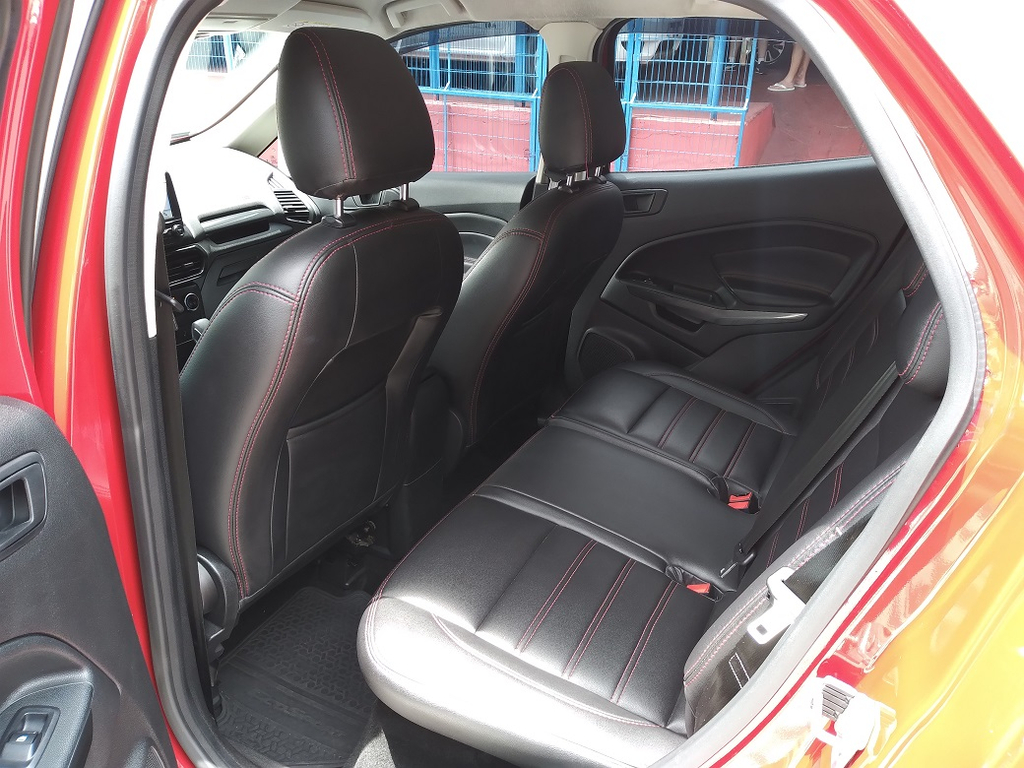 Ford EcoSport Vermelho