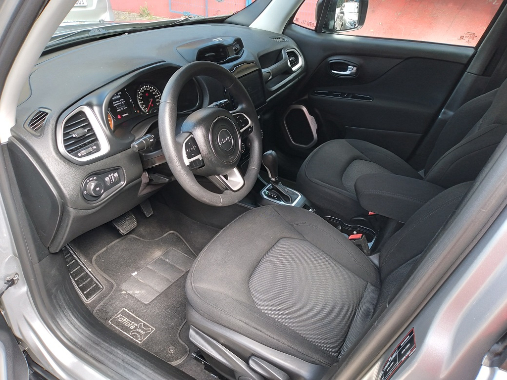 Jeep Renegade Prata