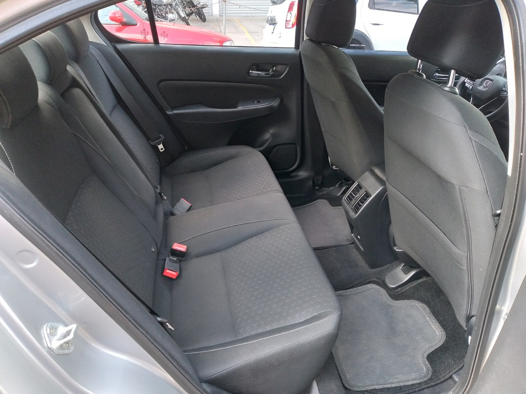 Honda City Prata