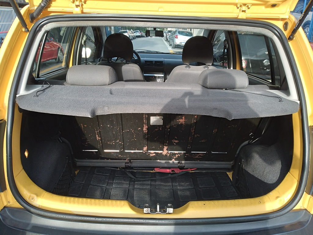 Volkswagen CrossFox Amarelo