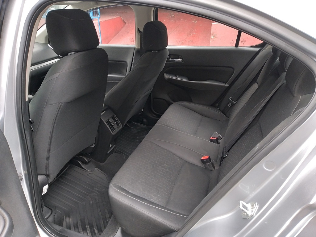 Honda City Prata