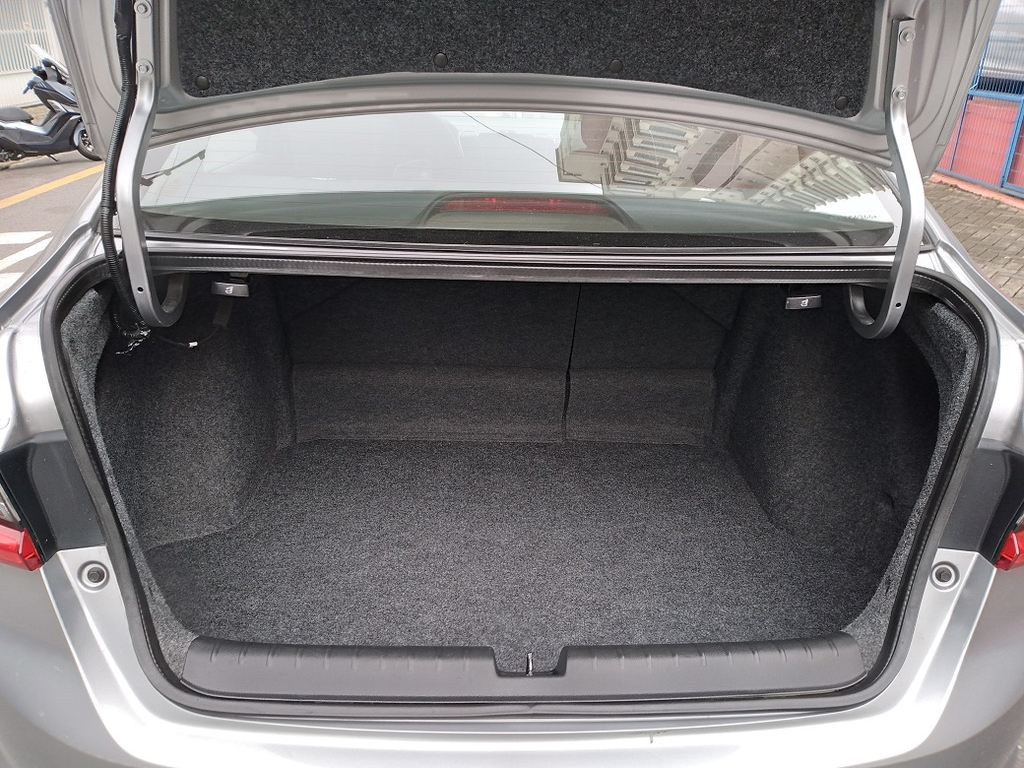 Honda City Prata