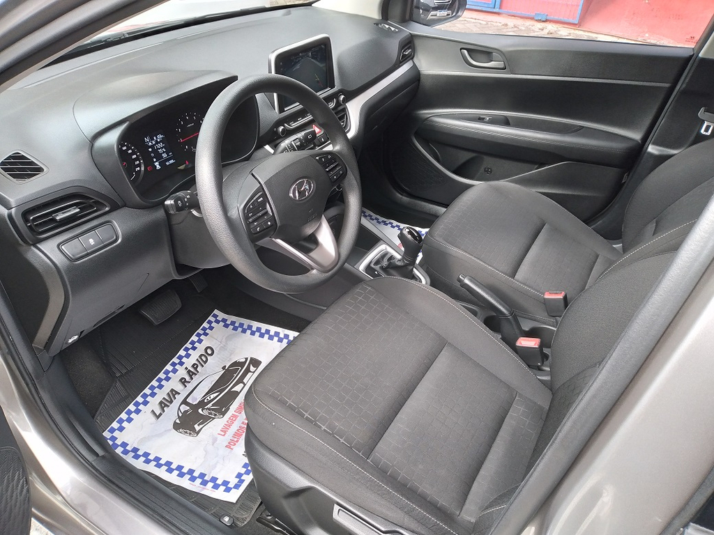 Hyundai HB20 Prata