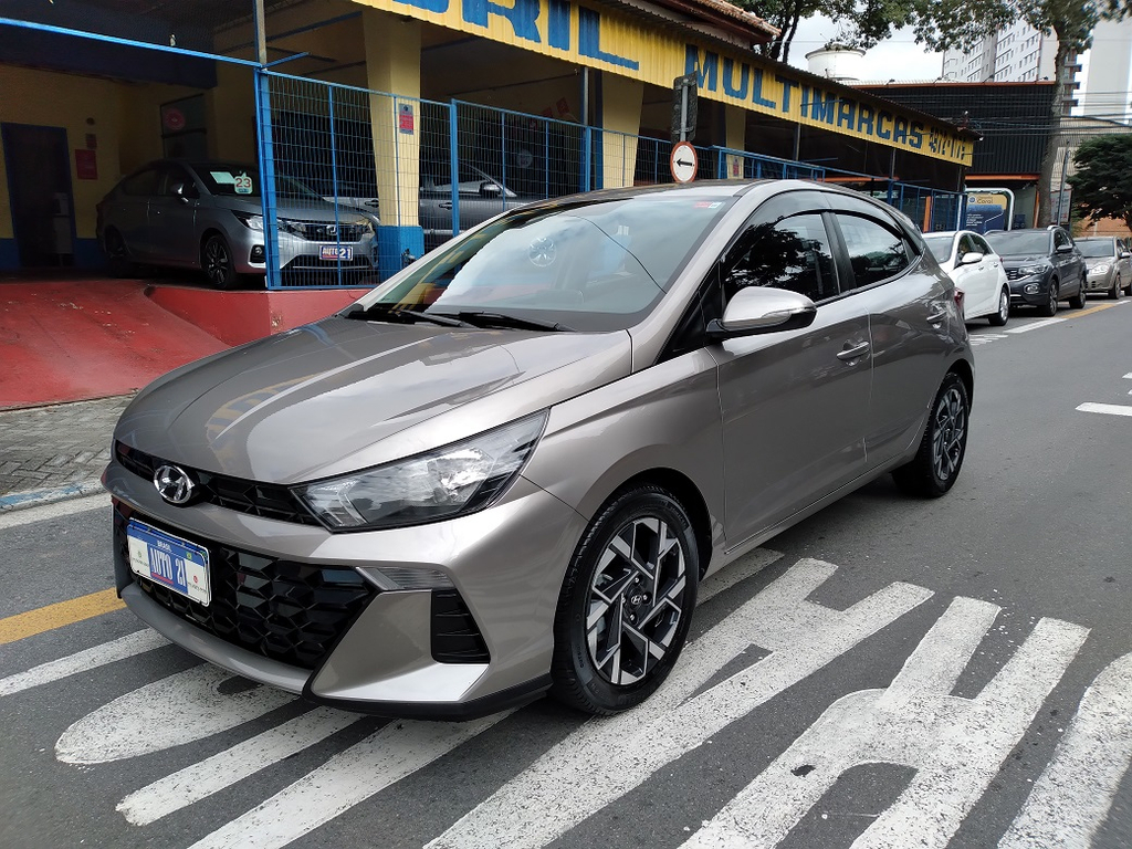 Hyundai HB20 Prata
