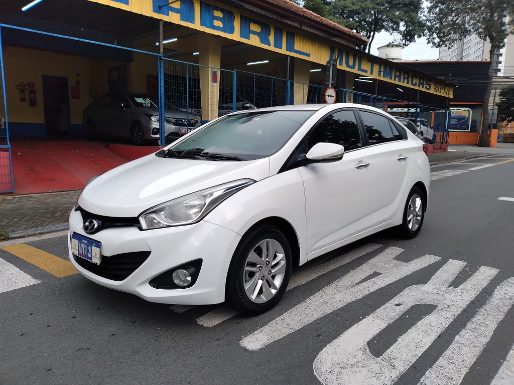 Hyundai HB20S Branco