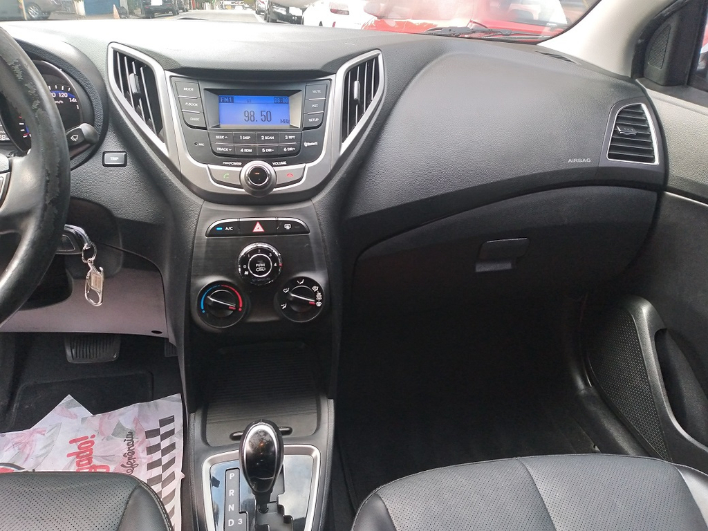 Hyundai HB20S Branco
