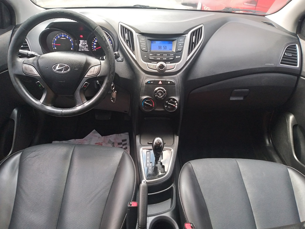 Hyundai HB20S Branco