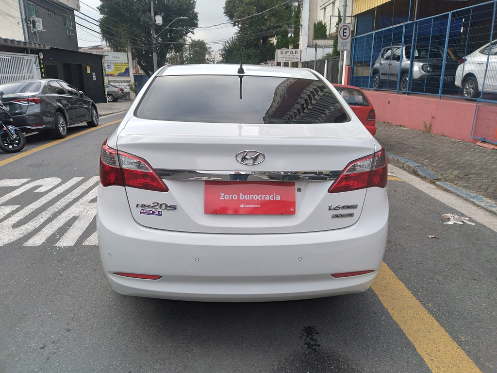 Hyundai HB20S Branco