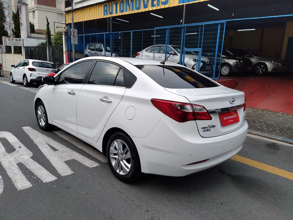 Hyundai HB20S Branco