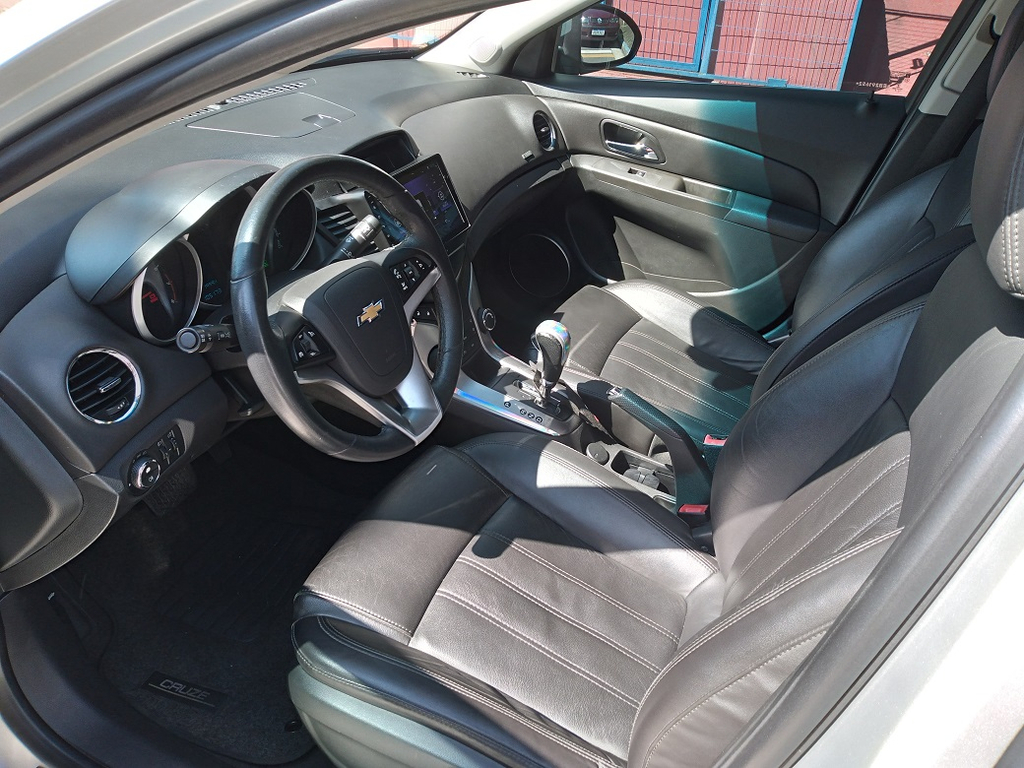 Chevrolet Cruze Prata