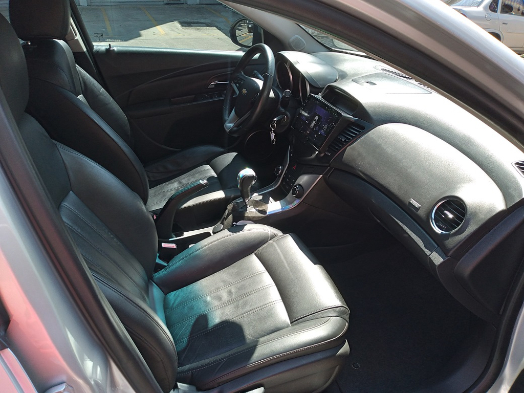 Chevrolet Cruze Prata