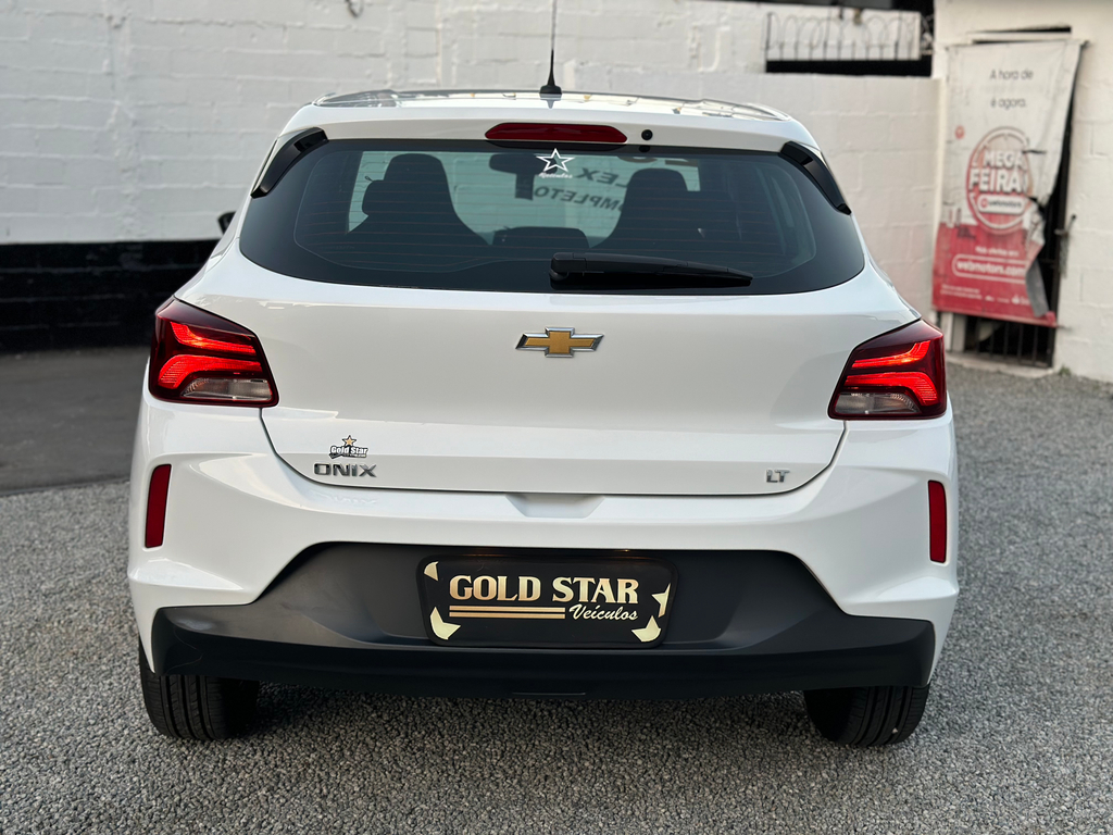 Chevrolet Onix Branco