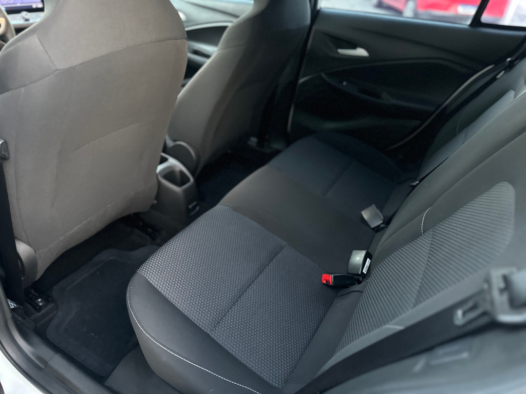 Chevrolet Onix Branco