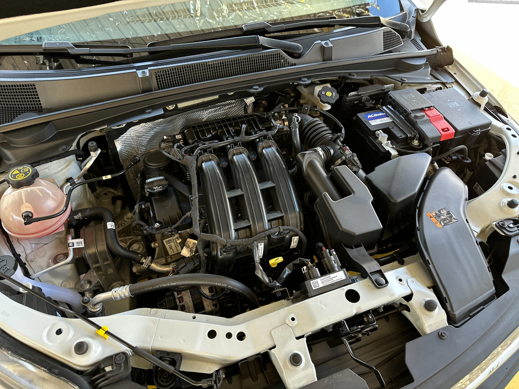 Chevrolet Onix Branco