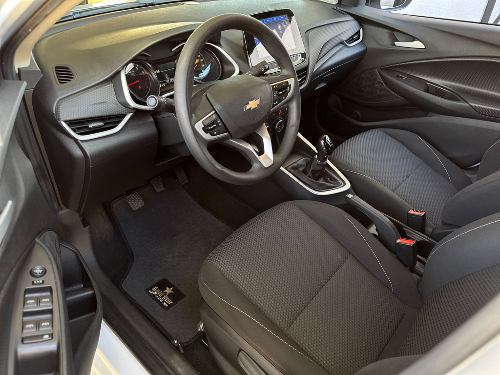 Chevrolet Onix Branco