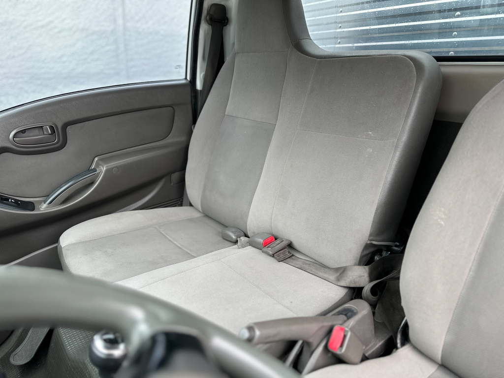 Hyundai HR Branco