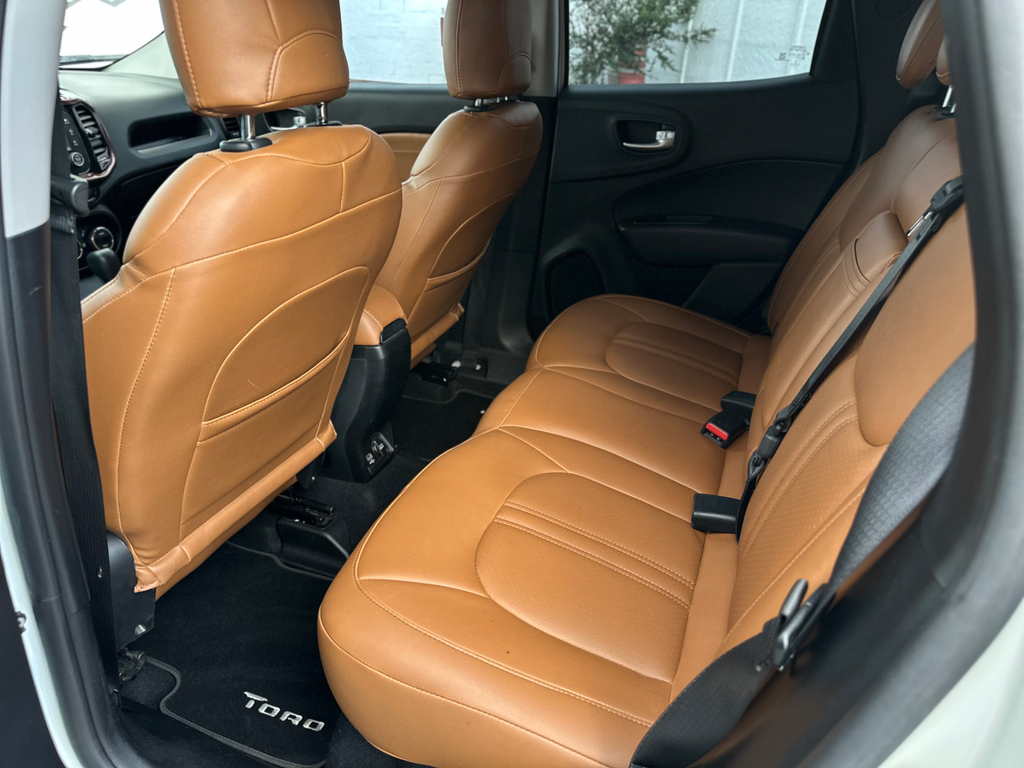 Fiat Toro Branco