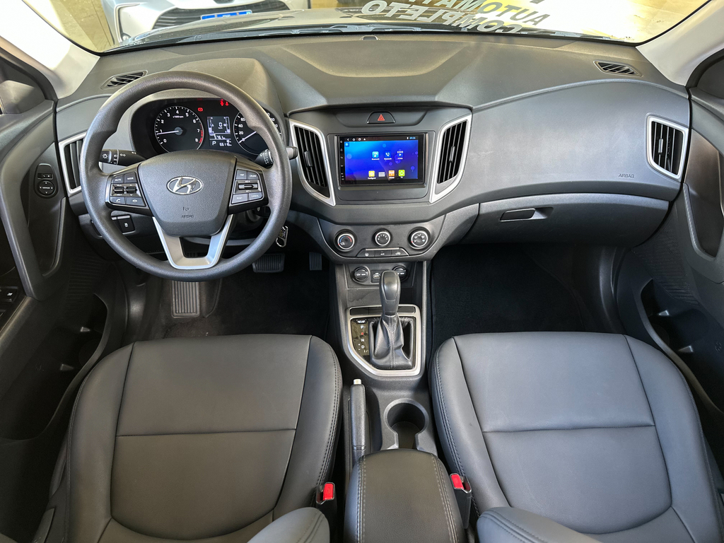 Hyundai Creta Preto