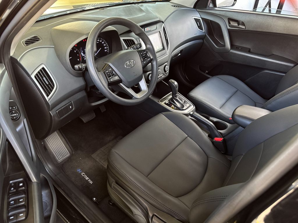 Hyundai Creta Preto