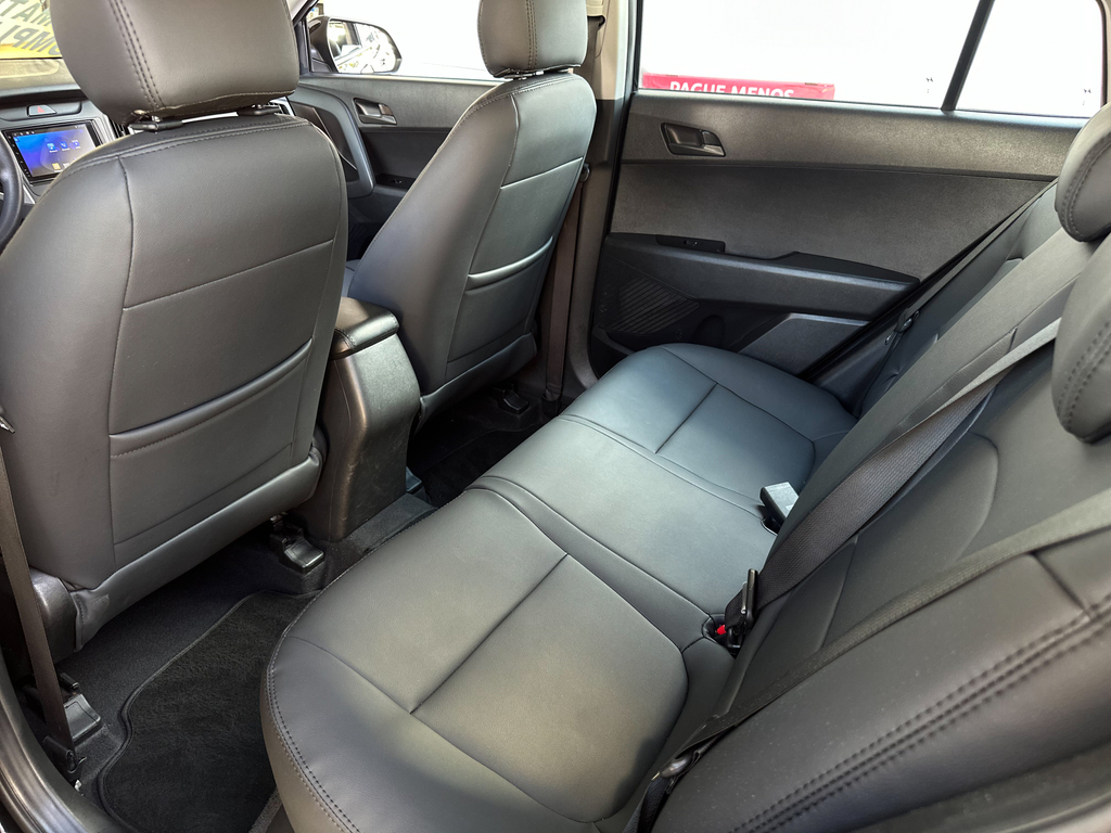 Hyundai Creta Preto