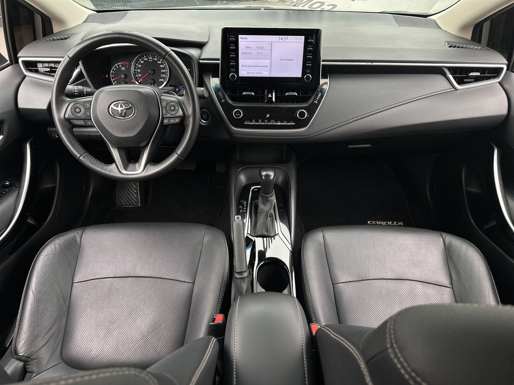 Toyota Corolla Prata