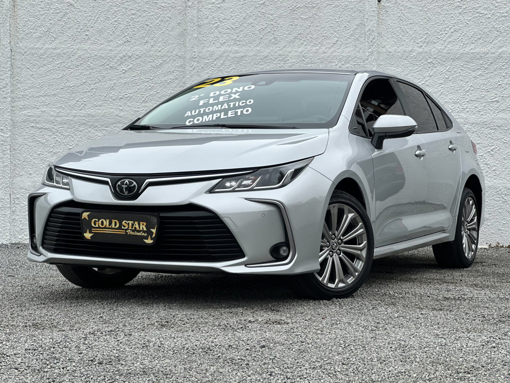 Toyota Corolla Prata