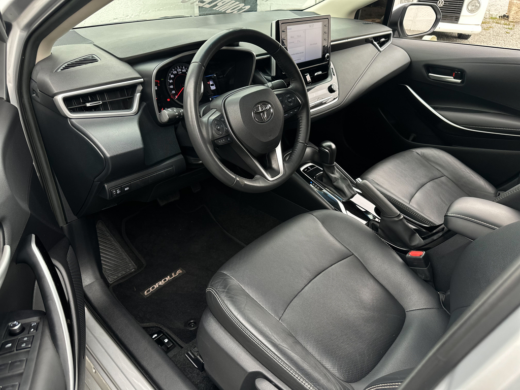 Toyota Corolla Prata