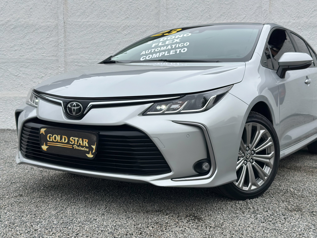 Toyota Corolla Prata