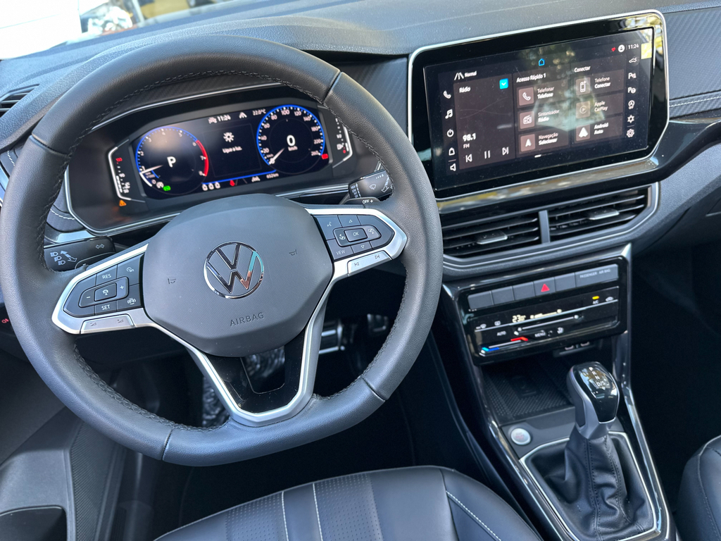 Volkswagen T-Cross Prata