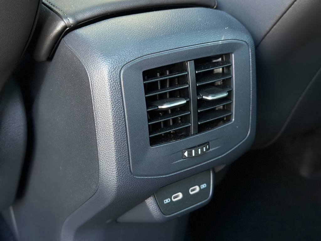Volkswagen T-Cross Prata