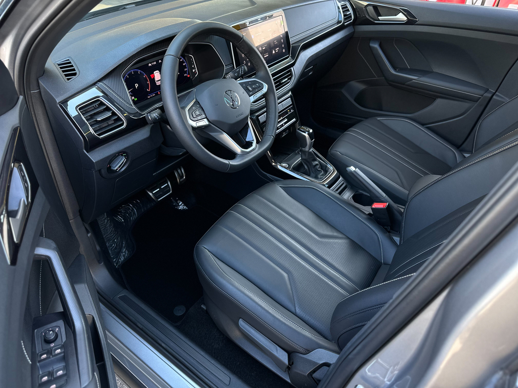Volkswagen T-Cross Prata