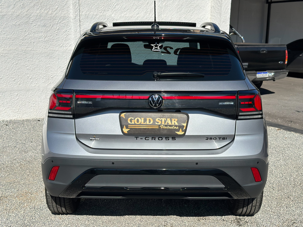 Volkswagen T-Cross Prata