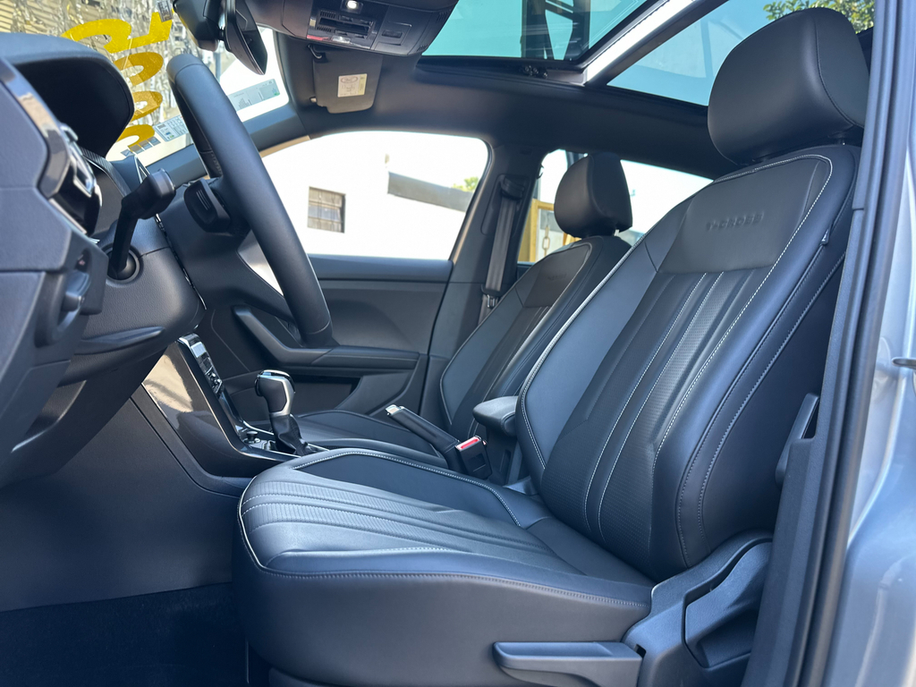 Volkswagen T-Cross Prata