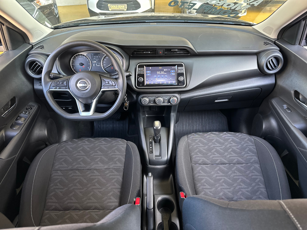 Nissan Kicks Preto