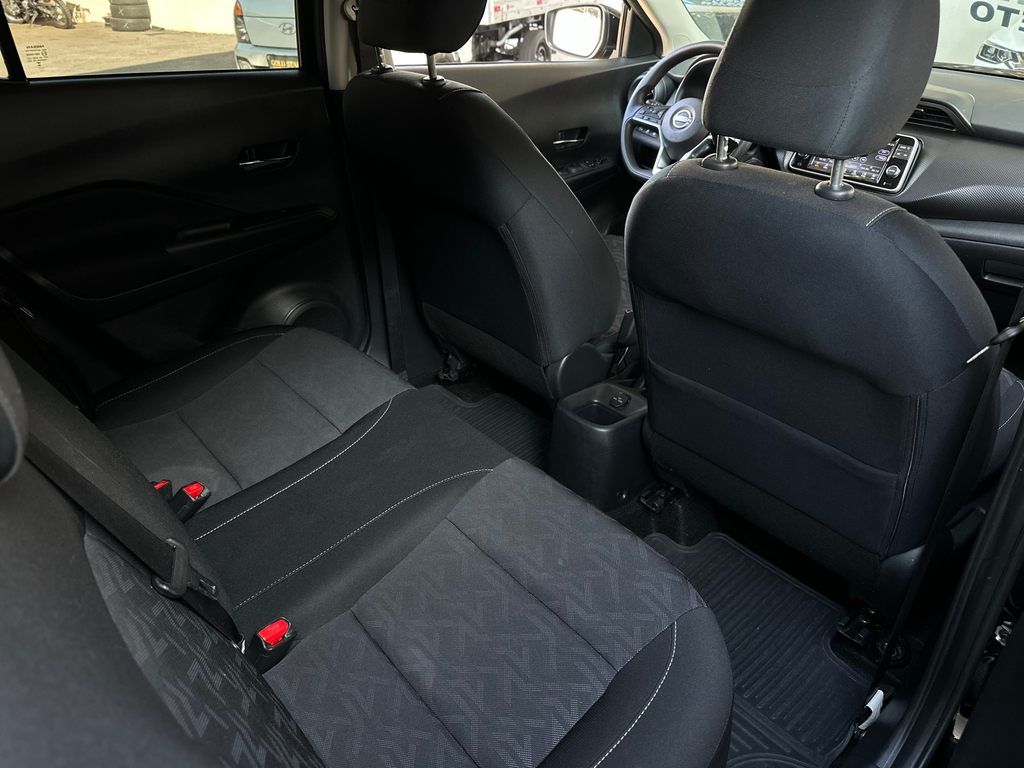 Nissan Kicks Preto